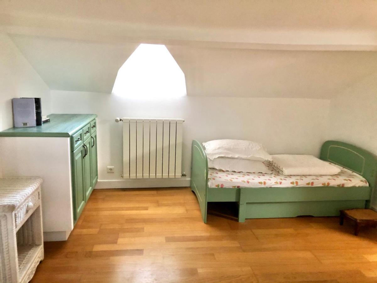 Villa Le Creyssac Saint-Félix-de-Bourdeilles Kültér fotó